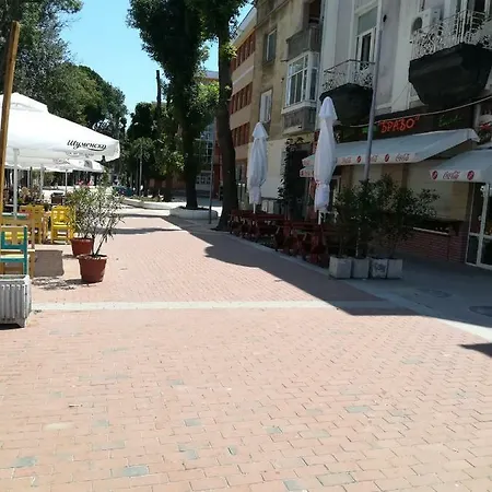 Zhakler - Top Center Opposite Starbucks *