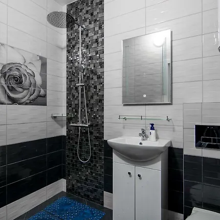 Zhakler - Top Center Opposite Starbucks * Varna